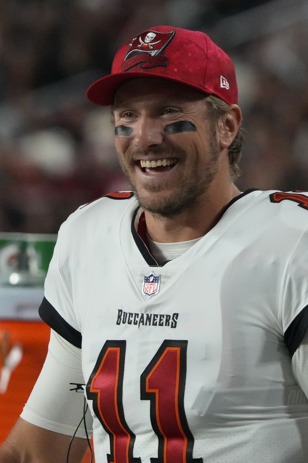 buccaneers-backup-qb-gabbert-saves-passengers-from-downed-helicopter-while-riding-jet-ski