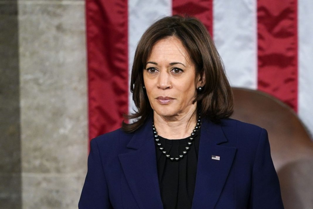 kamala-harris-staff-woes-stem-from-vp’s-‘deep-insecurities,’-former-aide-claims-in-new-book