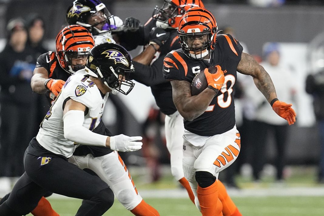 bengals-want-ball-in-burrow’s-hands-with-ground-game-stalled