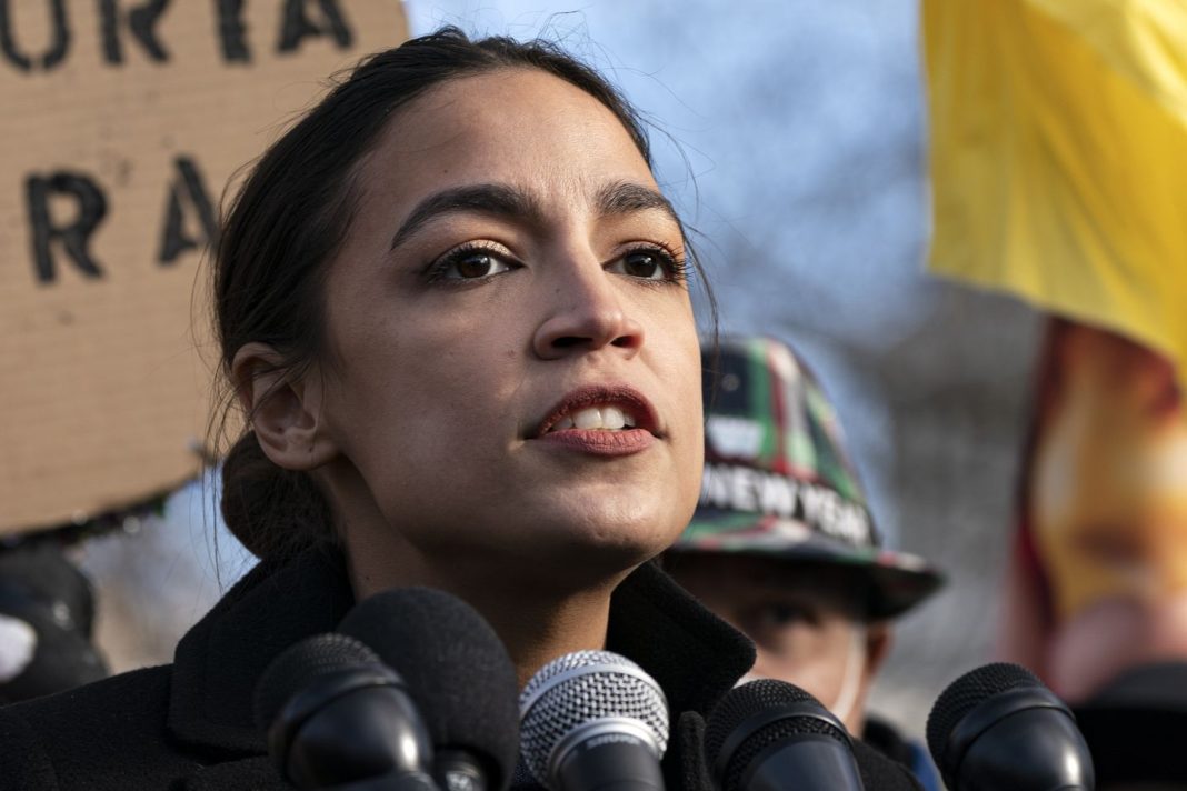 aoc-met-with-anti-war-protesters-who-disrupt-local-town-hall-event