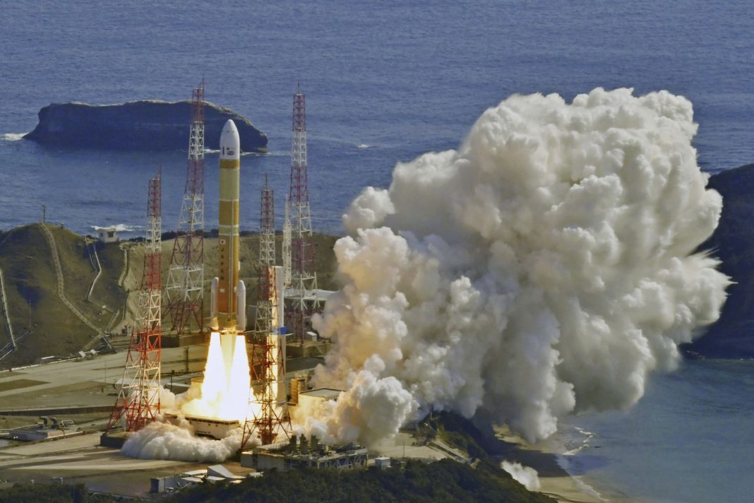 japanese-space-agency-destroys-h3-rocket-minutes-after-launch-when-2nd-stage-doesn’t-ignite