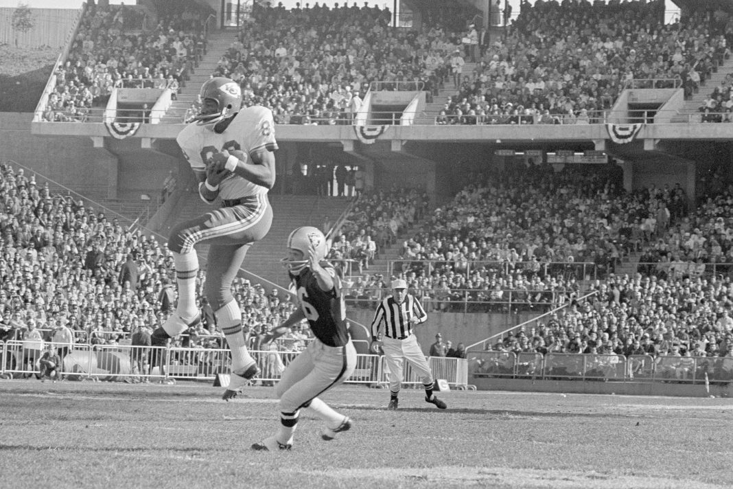 longtime-chiefs-wide-receiver-otis-taylor-dies-at-age-80