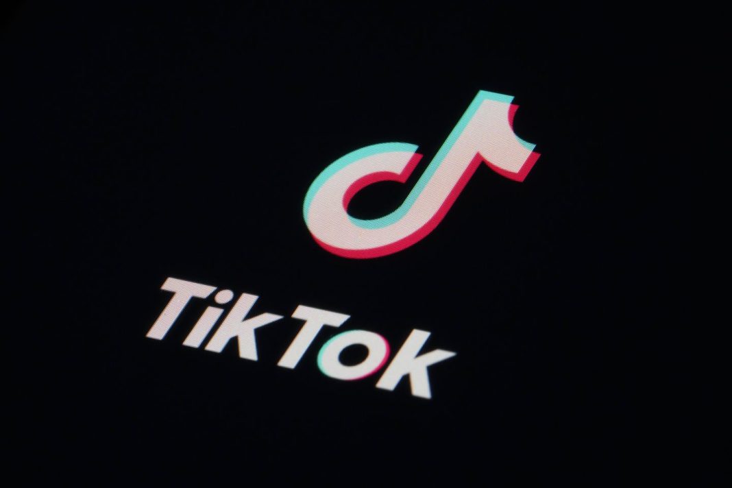 uk.-bans-tiktok-on-government-phones-on-security-grounds