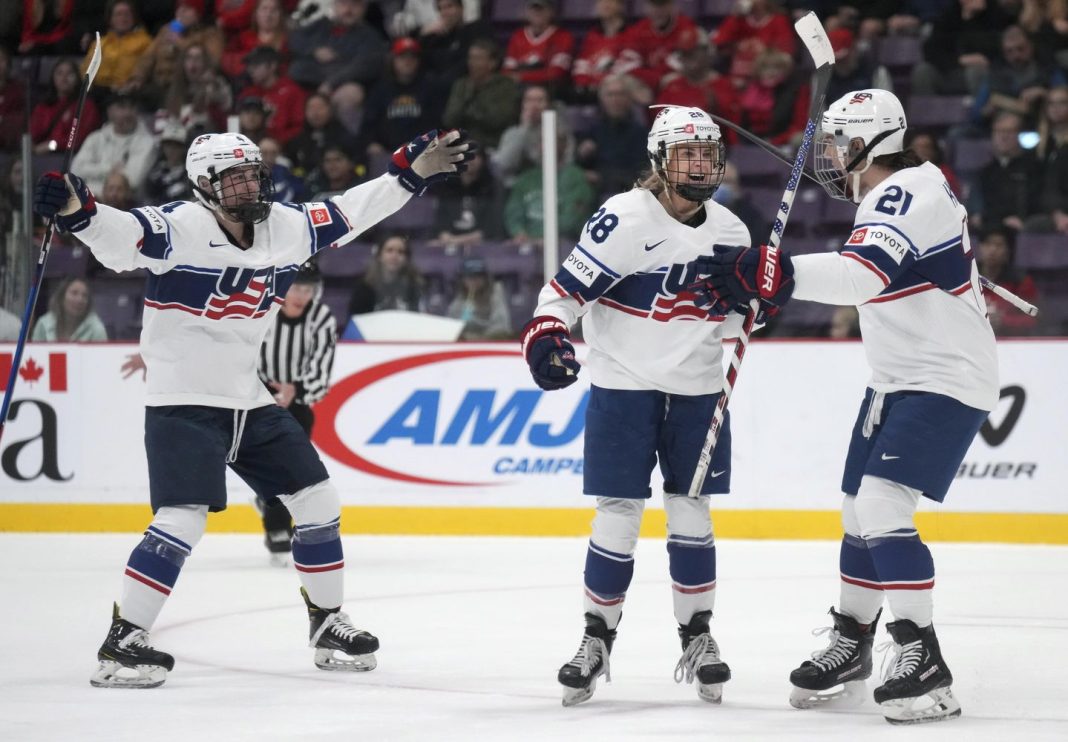 knight-scores-2-in-us-9-1-rout-of-czechs-in-world-semis