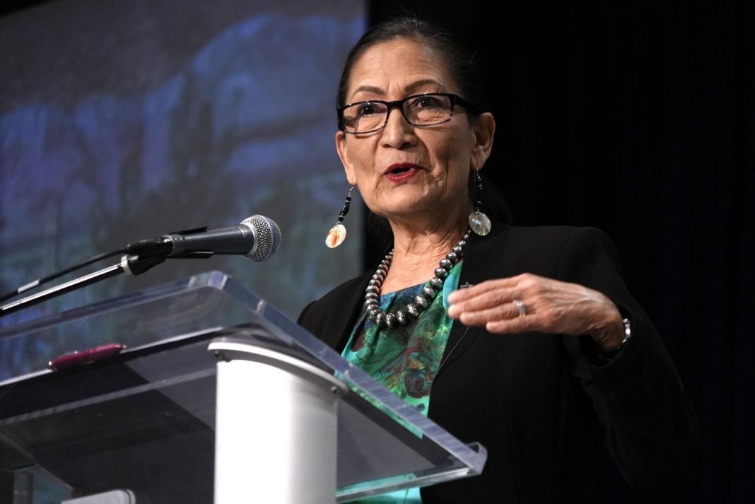 interior-sec-haaland-defends-willow,-says-us.-won’t-end-oil-drilling